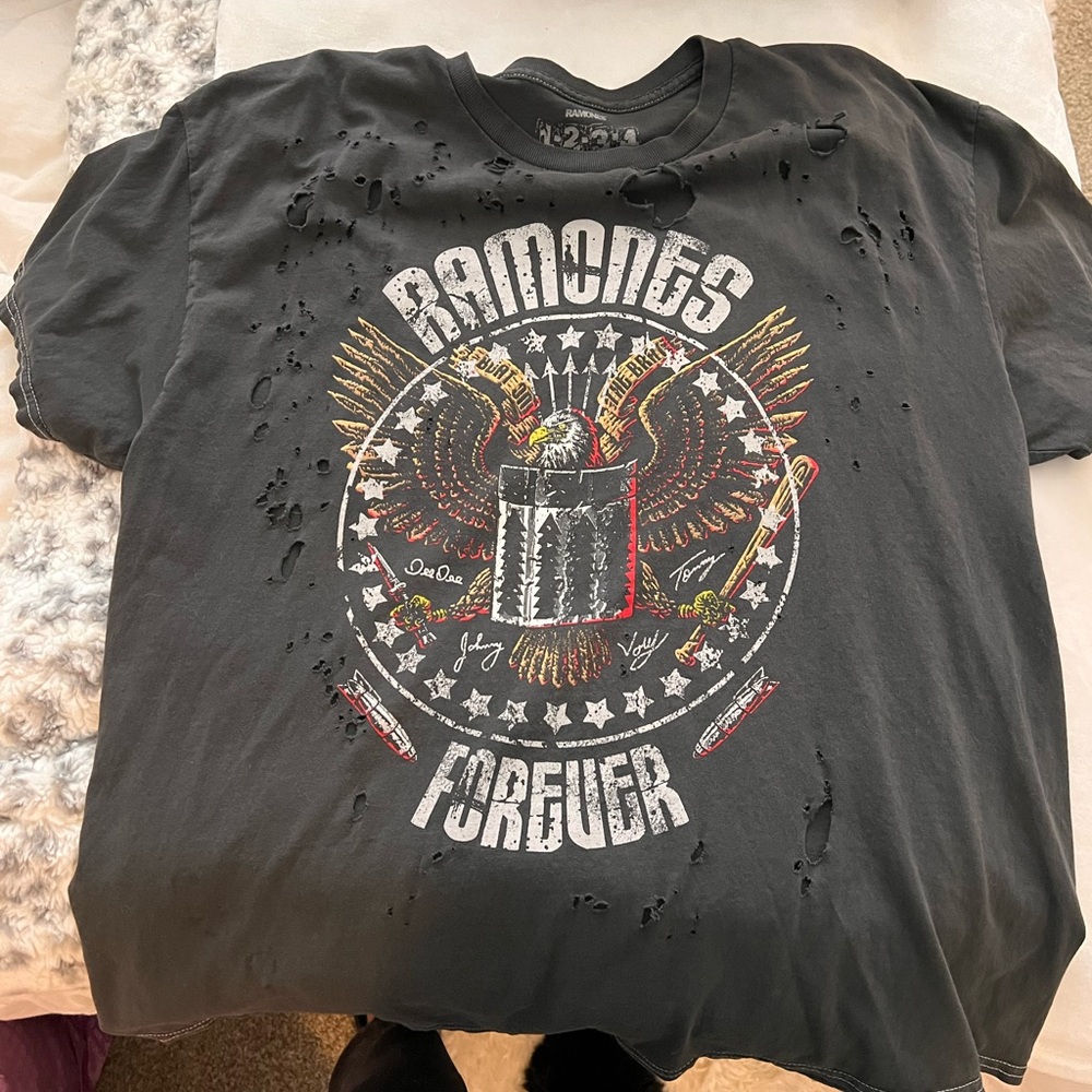 Ramones Forever Distressed Black T-Shirt